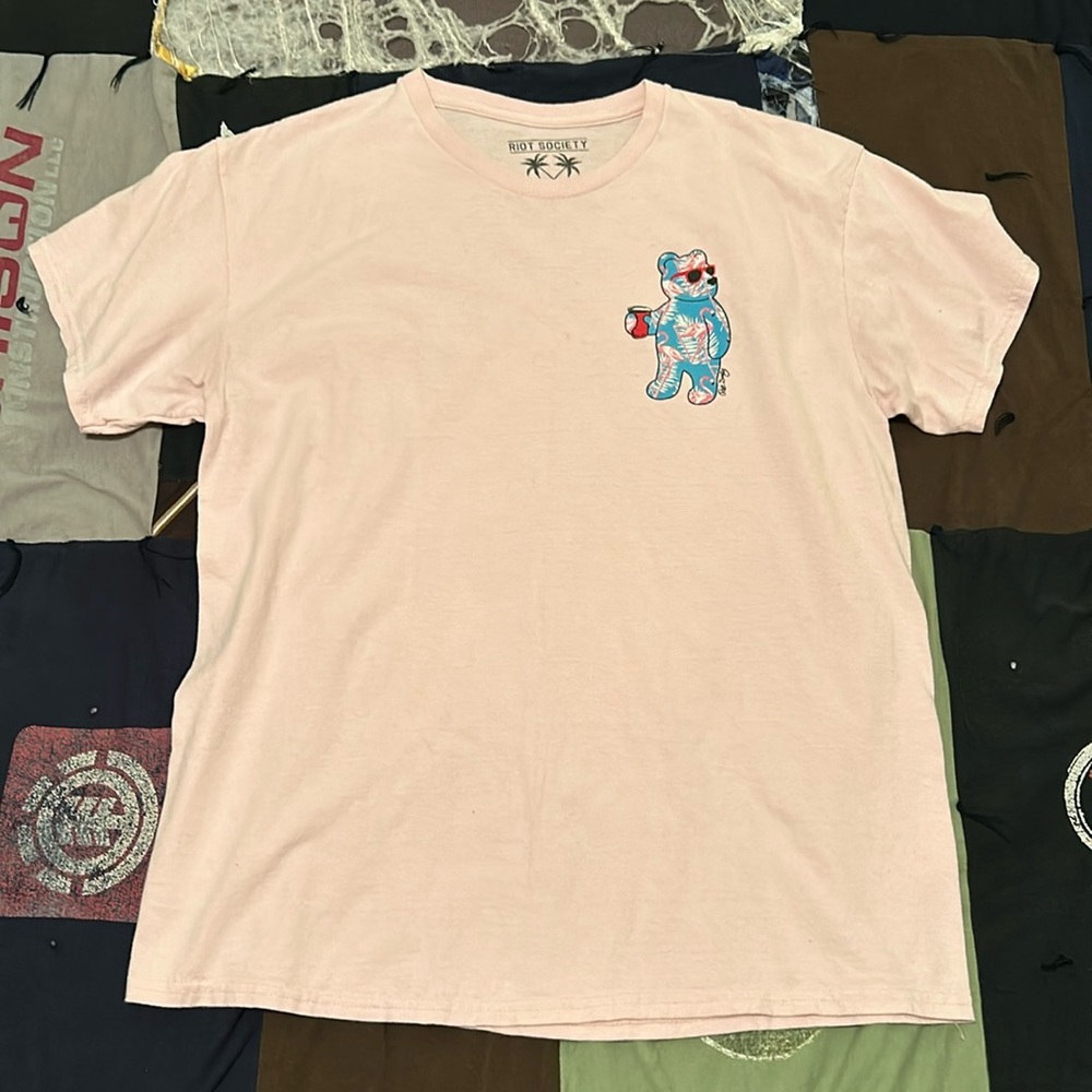 Flamingo bear